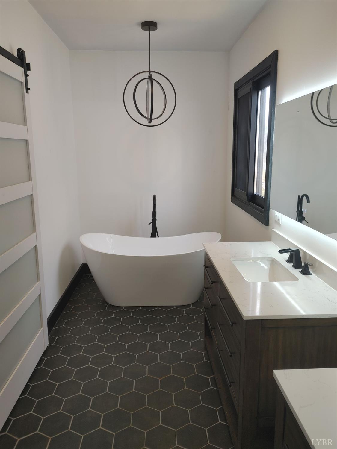 Goode, Virginia 24556, United States, 3 Bedrooms Bedrooms, ,3 BathroomsBathrooms,Residential,Active,77206