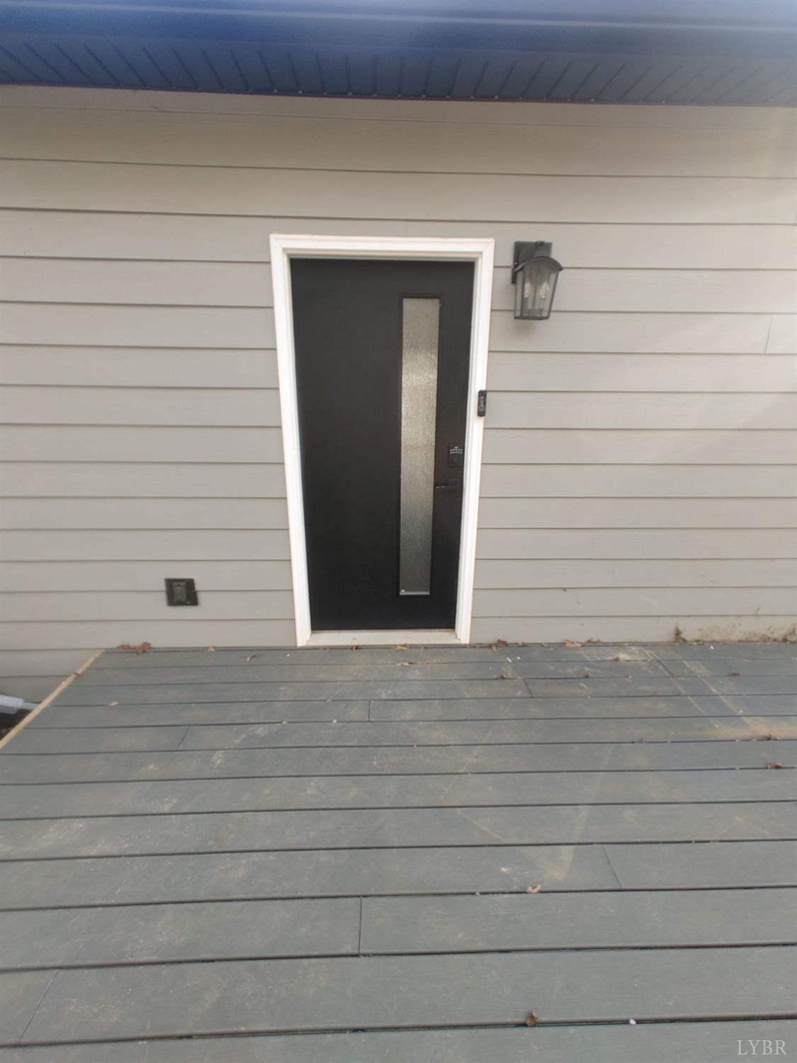 Goode, Virginia 24556, United States, 3 Bedrooms Bedrooms, ,3 BathroomsBathrooms,Residential,Active,77206