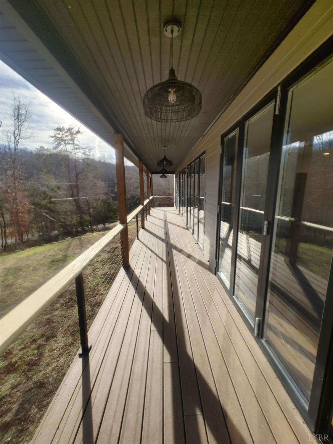 Goode, Virginia 24556, United States, 3 Bedrooms Bedrooms, ,3 BathroomsBathrooms,Residential,Active,77206