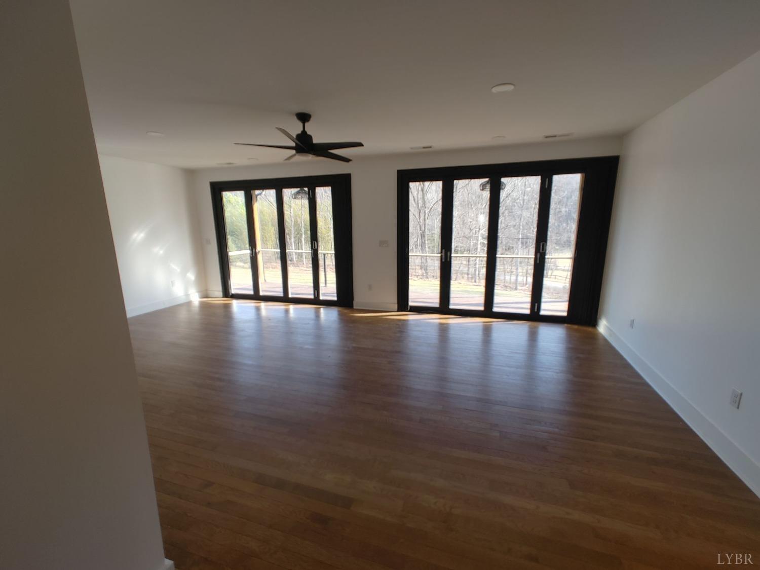 Goode, Virginia 24556, United States, 3 Bedrooms Bedrooms, ,3 BathroomsBathrooms,Residential,Active,77206