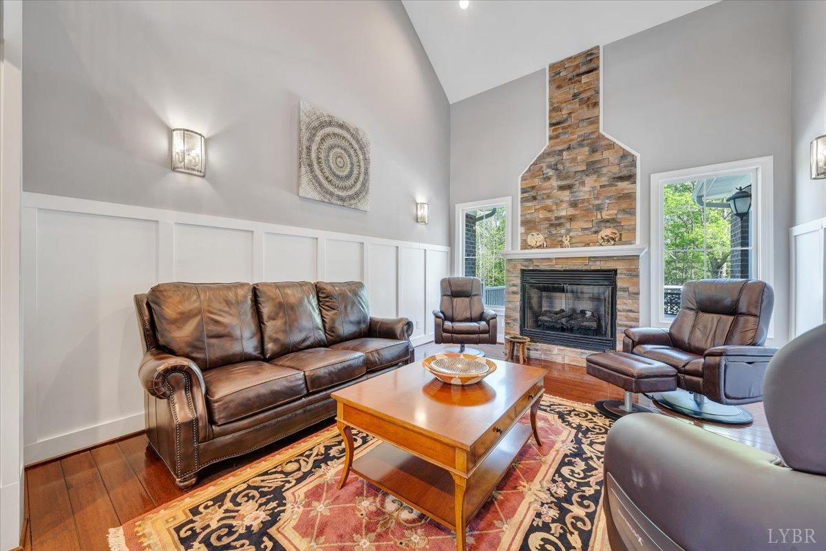 1037 Deer Hollow Road, Forest, Virginia image 8