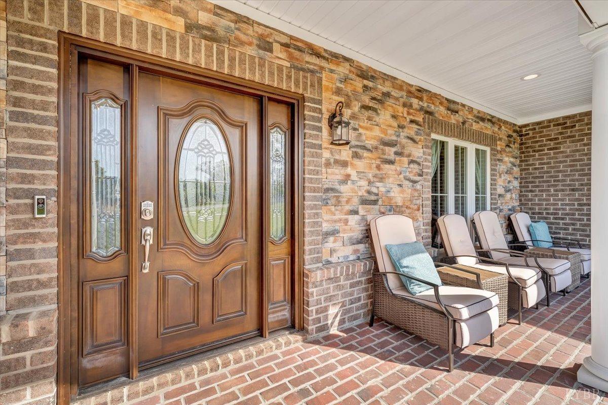1037 Deer Hollow Road, Forest, Virginia image 3
