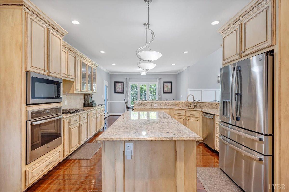 1037 Deer Hollow Road, Forest, Virginia image 14
