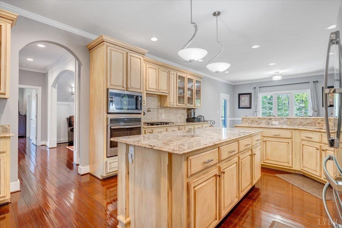 1037 Deer Hollow Road, Forest, Virginia image 15