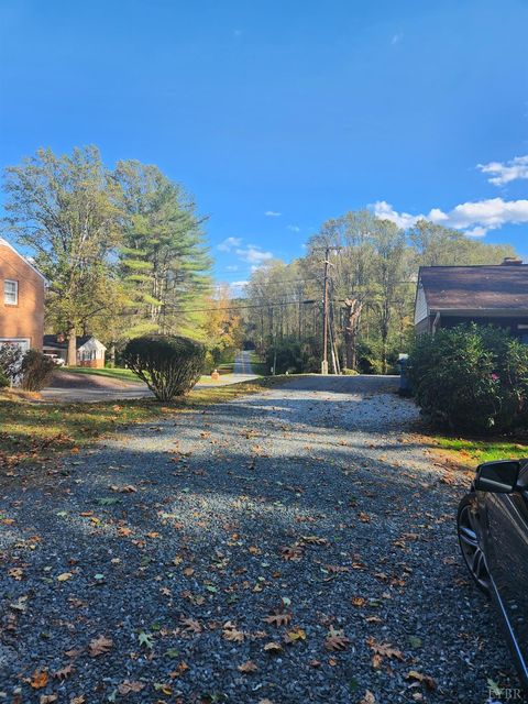 Tiny photo for 155 Wellington Drive, Lynchburg, VA 24502 (MLS # 362491)