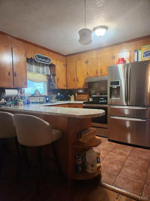 Tiny photo for 155 Wellington Drive, Lynchburg, VA 24502 (MLS # 362491)