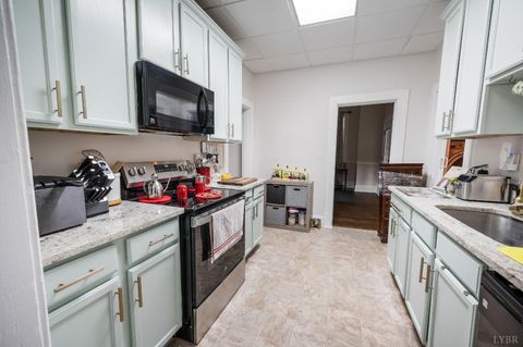 Tiny photo for 301 Oakridge Boulevard, Lynchburg, VA 24502 (MLS # 363019)