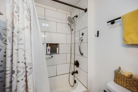 Tiny photo for 301 Oakridge Boulevard, Lynchburg, VA 24502 (MLS # 363019)