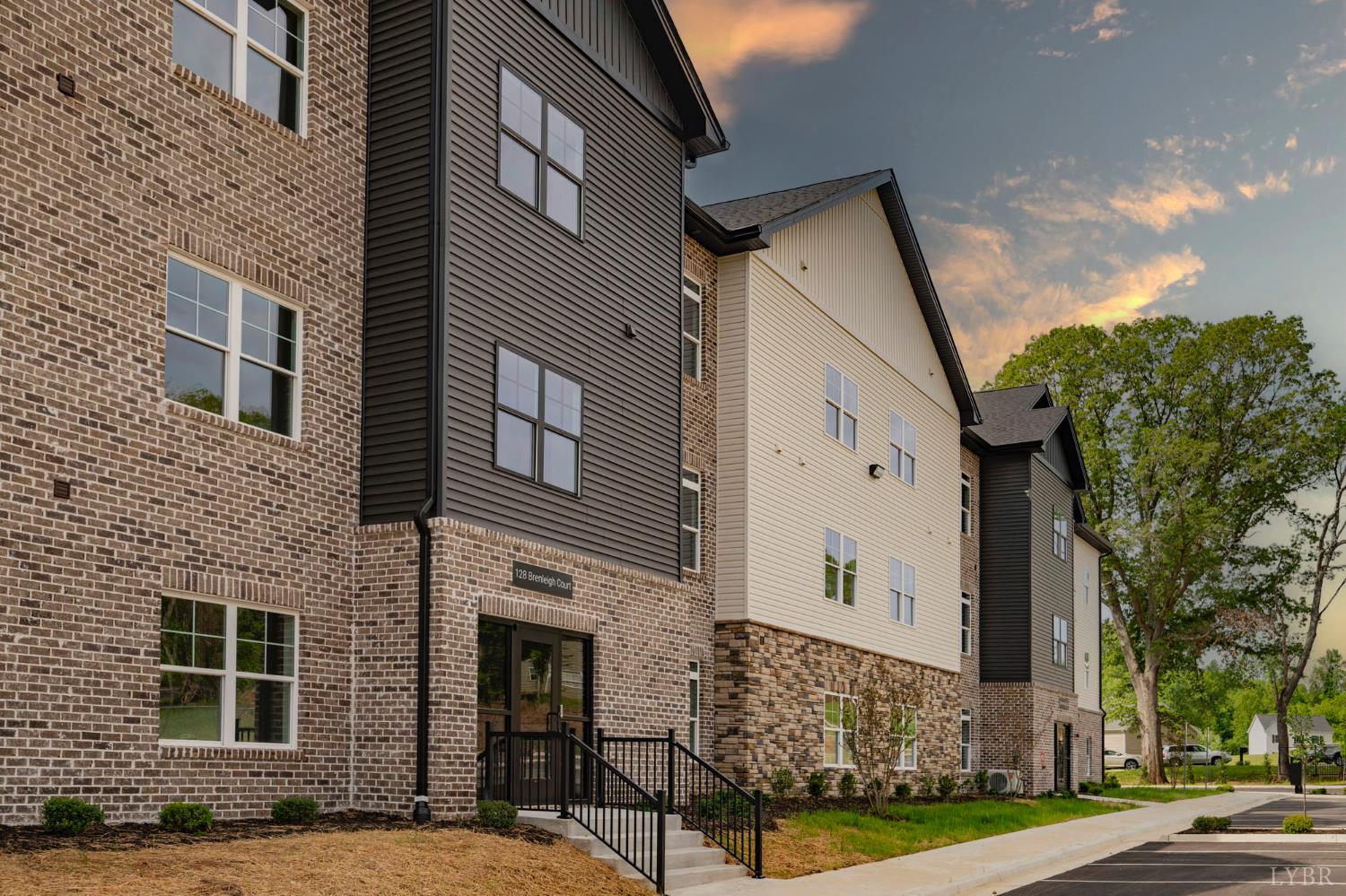 128 Brenleigh Court #108, Lynchburg, Virginia image 3