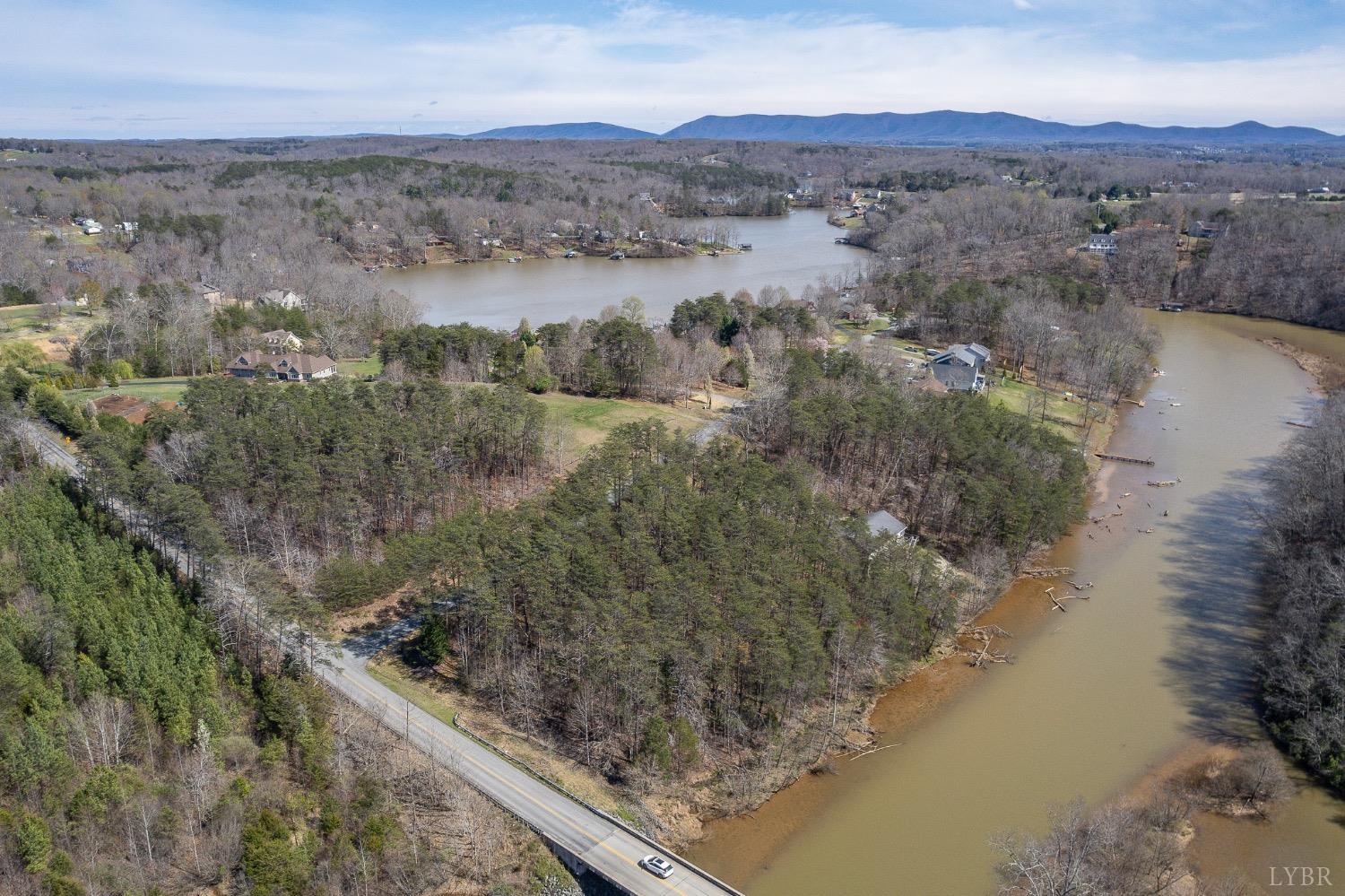 Inlet Drive, Wirtz, Virginia image 7