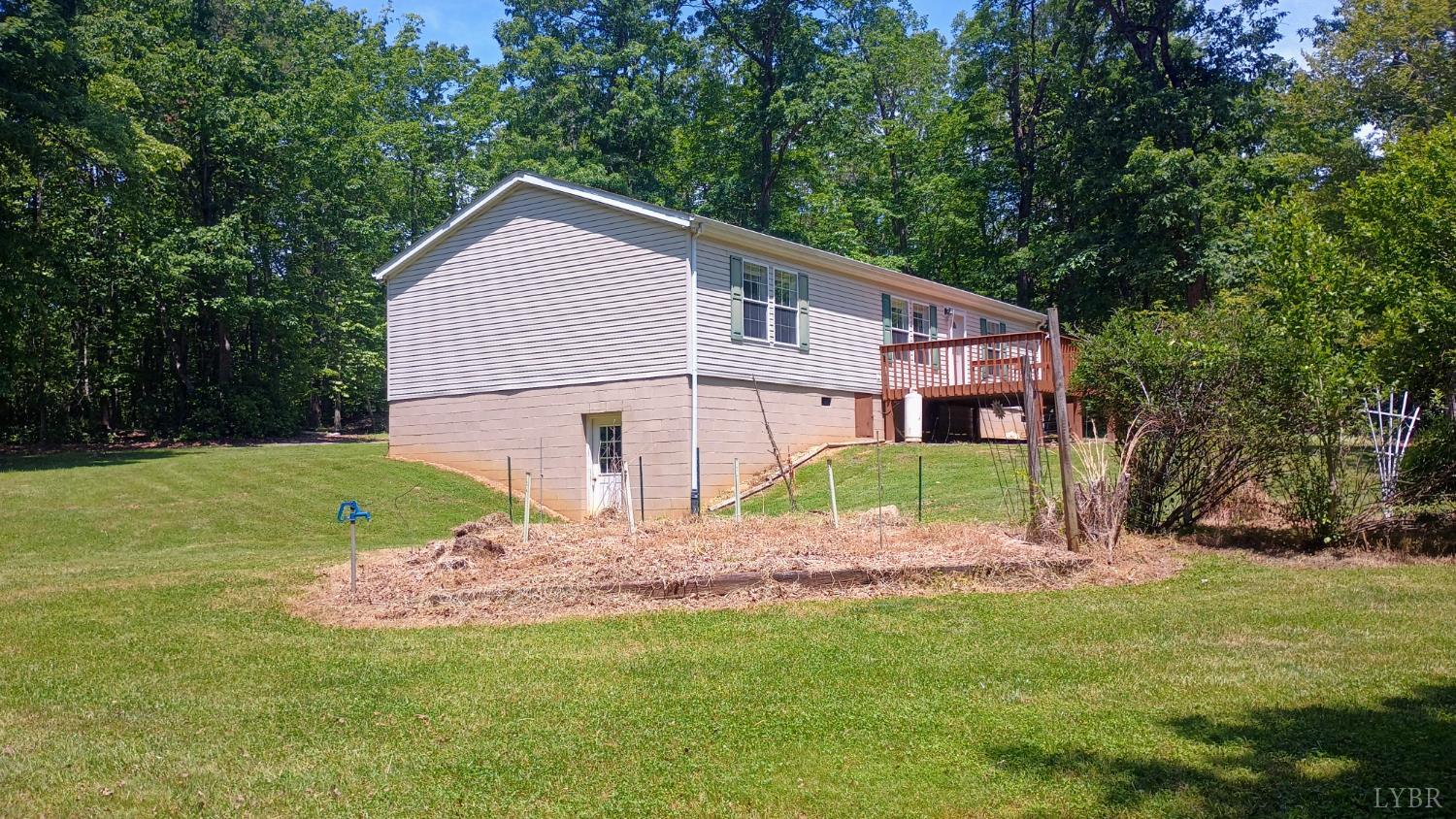 23 Lyons Hollow Holw, Schuyler, Virginia image 3