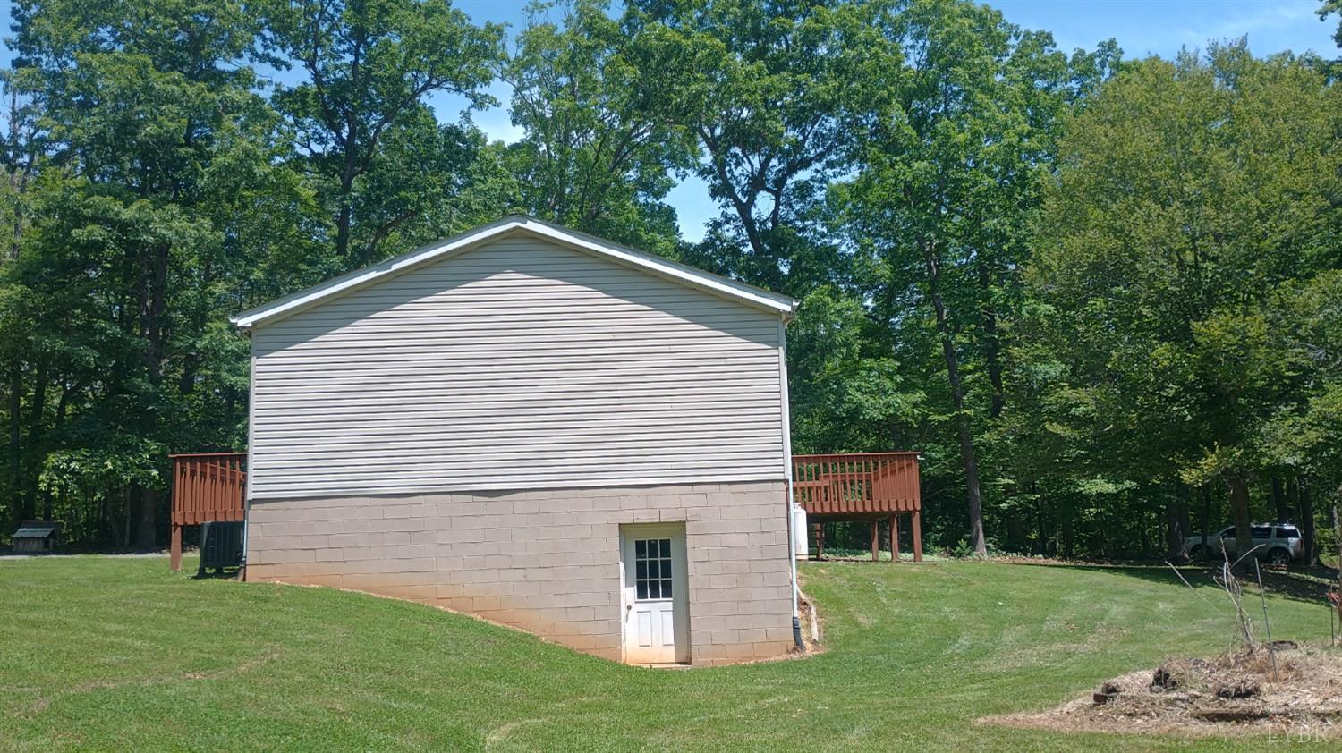 23 Lyons Hollow Holw, Schuyler, Virginia image 5