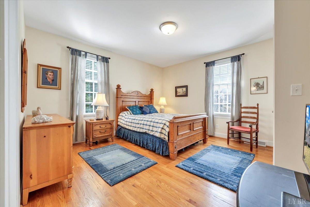 Lynchburg, Virginia 24503, United States, 4 Bedrooms Bedrooms, ,5 BathroomsBathrooms,Residential,Active,86838