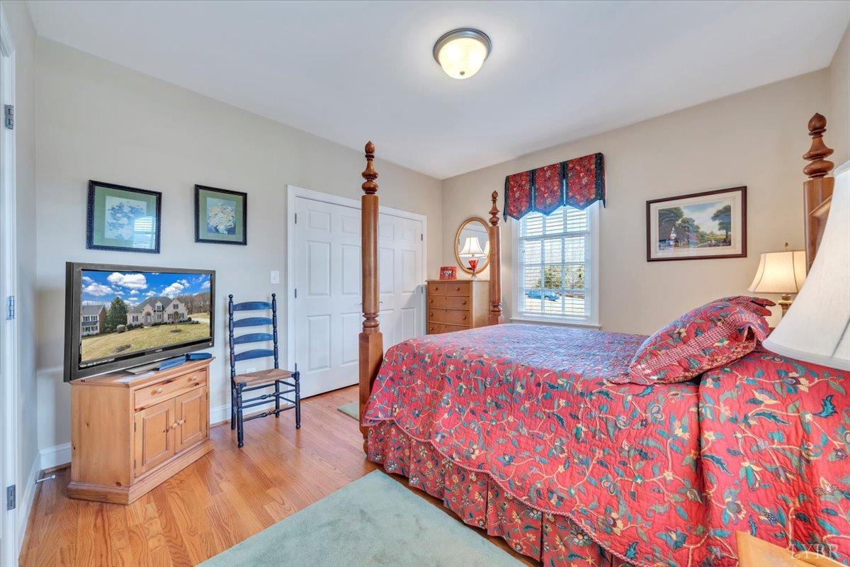 Lynchburg, Virginia 24503, United States, 4 Bedrooms Bedrooms, ,5 BathroomsBathrooms,Residential,Active,86838