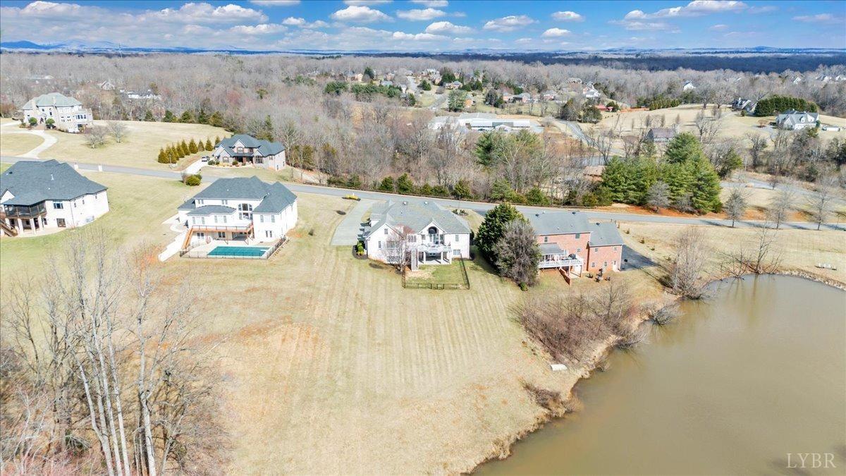 Lynchburg, Virginia 24503, United States, 4 Bedrooms Bedrooms, ,5 BathroomsBathrooms,Residential,Active,86838