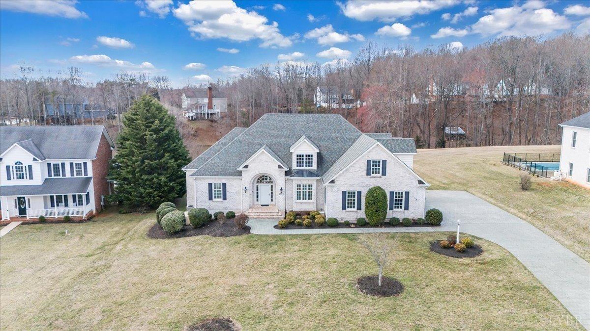 Lynchburg, Virginia 24503, United States, 4 Bedrooms Bedrooms, ,5 BathroomsBathrooms,Residential,Active,86838