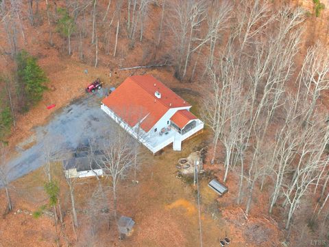 Tiny photo for 5130 Turnpike Road, Lexington, VA 24450 (MLS # 363681)