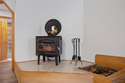 Tiny photo for 5130 Turnpike Road, Lexington, VA 24450 (MLS # 363681)