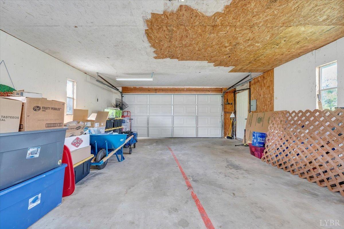 76 Lakeland Circle, Troutville, Virginia image 38