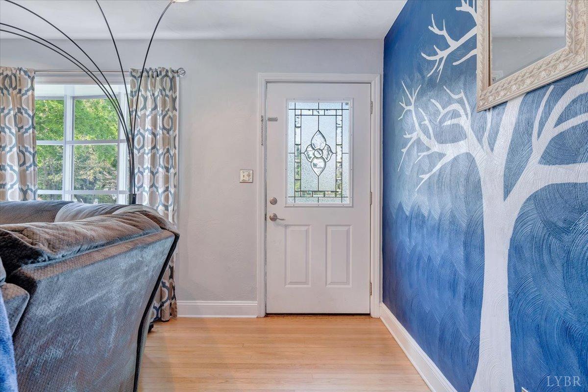 76 Lakeland Circle, Troutville, Virginia image 3