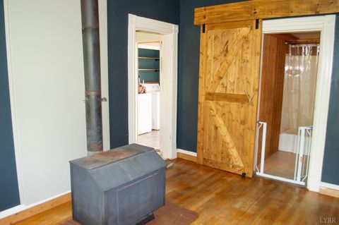 Tiny photo for 3129 Derby Road, Gretna, VA 24557 (MLS # 358997)