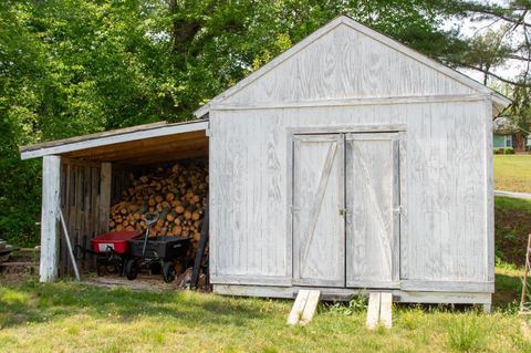 Tiny photo for 3129 Derby Road, Gretna, VA 24557 (MLS # 358997)