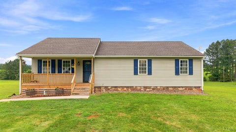 Homes For Sale - 1904 Angel Place<br/> Bedford County, Huddleston, VA 24104