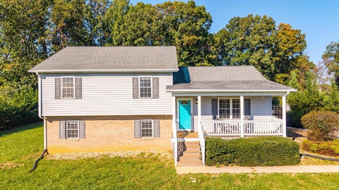 Photo of 1425 Purdum Mill RD, Appomattox, VA 24522 (MLS # 369875)