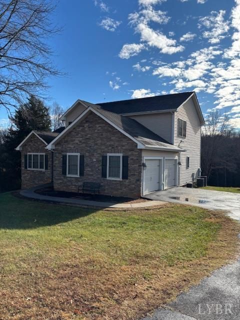 Tiny photo for 193 Stoney Creek Drive, Madison Heights, VA 24572 (MLS # 363403)