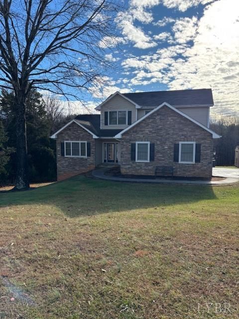 Photo of 193 Stoney Creek Drive, Madison Heights, VA 24572 (MLS # 363403)