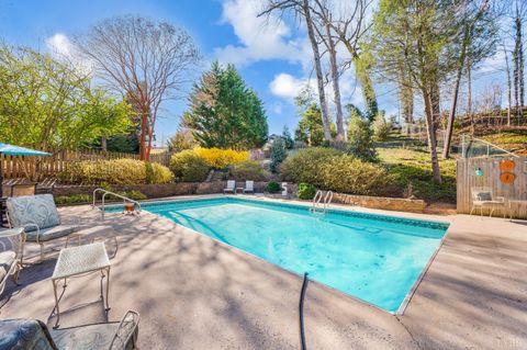 Tiny photo for 3853 Peakland Place, Lynchburg, VA 24503 (MLS # 365154)