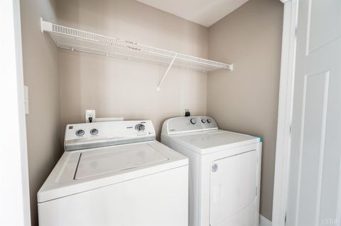 Tiny photo for 207 Capstone Drive, Lynchburg, VA 24502 (MLS # 364577)