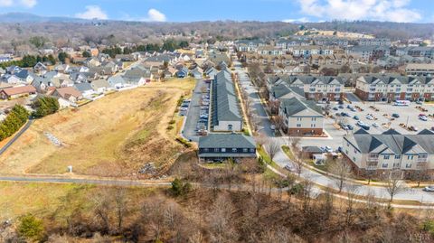 Tiny photo for 207 Capstone Drive, Lynchburg, VA 24502 (MLS # 364577)