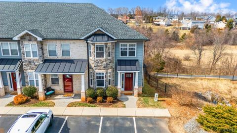 Tiny photo for 207 Capstone Drive, Lynchburg, VA 24502 (MLS # 364577)