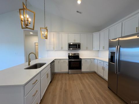 Tiny photo for 420 Capstone Drive #306, Lynchburg, VA 24502 (MLS # 363054)