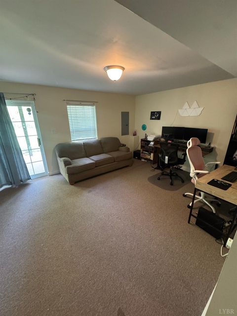 Tiny photo for 120 Mulberry Circle CIR, Lynchburg, VA 24502 (MLS # 366452)