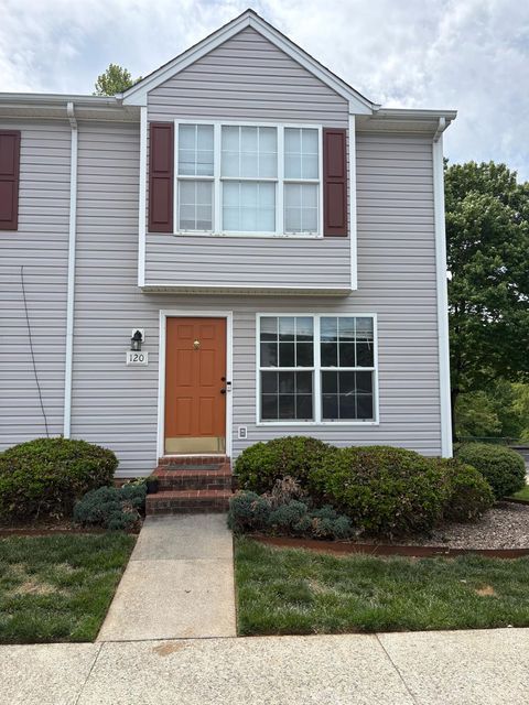 Photo of 120 Mulberry Circle CIR, Lynchburg, VA 24502 (MLS # 366452)