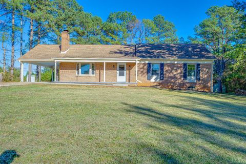 Photo of 285 Morningside Drive, Appomattox, VA 24522 (MLS # 362550)