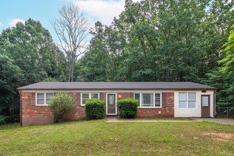 Homes For Sale - 969 Hawkins Road<br/> Evington, VA 24550
