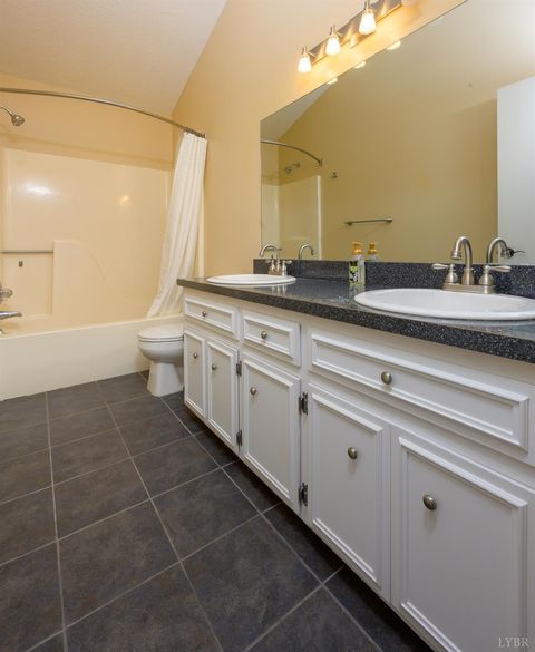 Tiny photo for 424 Cambridge Drive, Lynchburg, VA 24502 (MLS # 363564)