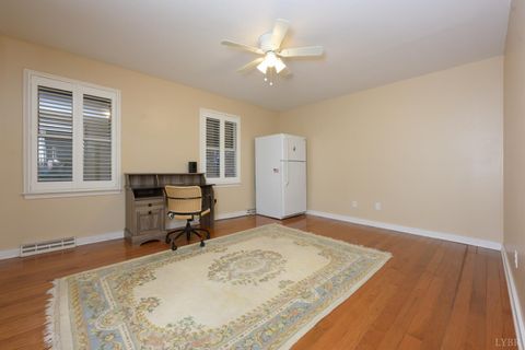 Tiny photo for 424 Cambridge Drive, Lynchburg, VA 24502 (MLS # 363564)