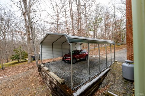Tiny photo for 424 Cambridge Drive, Lynchburg, VA 24502 (MLS # 363564)