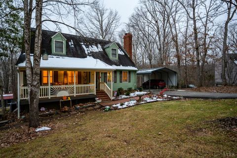 Tiny photo for 424 Cambridge Drive, Lynchburg, VA 24502 (MLS # 363564)
