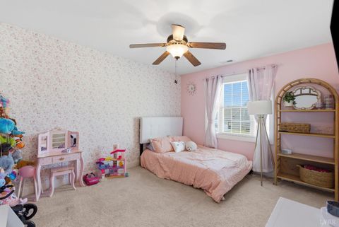 Tiny photo for 303 Benchmark Drive, Evington, VA 24550 (MLS # 365145)