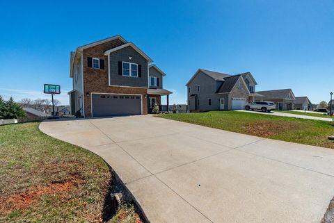 Tiny photo for 303 Benchmark Drive, Evington, VA 24550 (MLS # 365145)