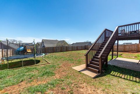 Tiny photo for 303 Benchmark Drive, Evington, VA 24550 (MLS # 365145)
