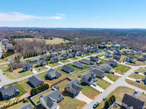 Tiny photo for 303 Benchmark Drive, Evington, VA 24550 (MLS # 365145)
