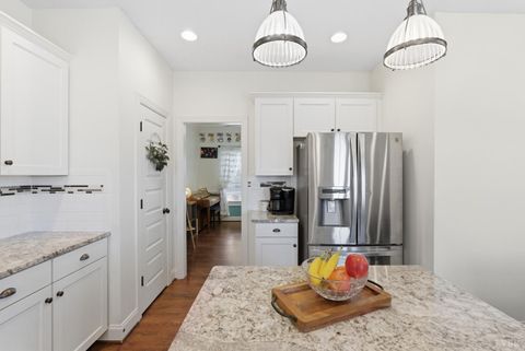 Tiny photo for 303 Benchmark Drive, Evington, VA 24550 (MLS # 365145)