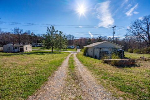 Tiny photo for 1311 English Tavern Road, Lynchburg, VA 24501 (MLS # 365135)