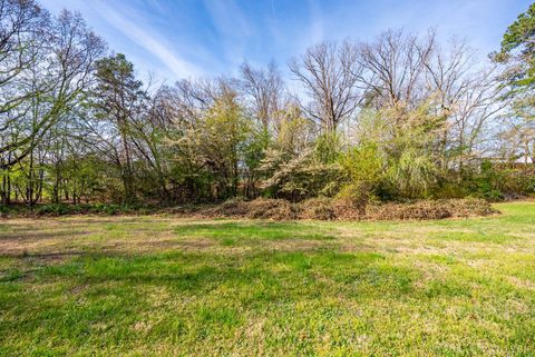 Tiny photo for 801 Henry Street, Gretna, VA 24557 (MLS # 365326)